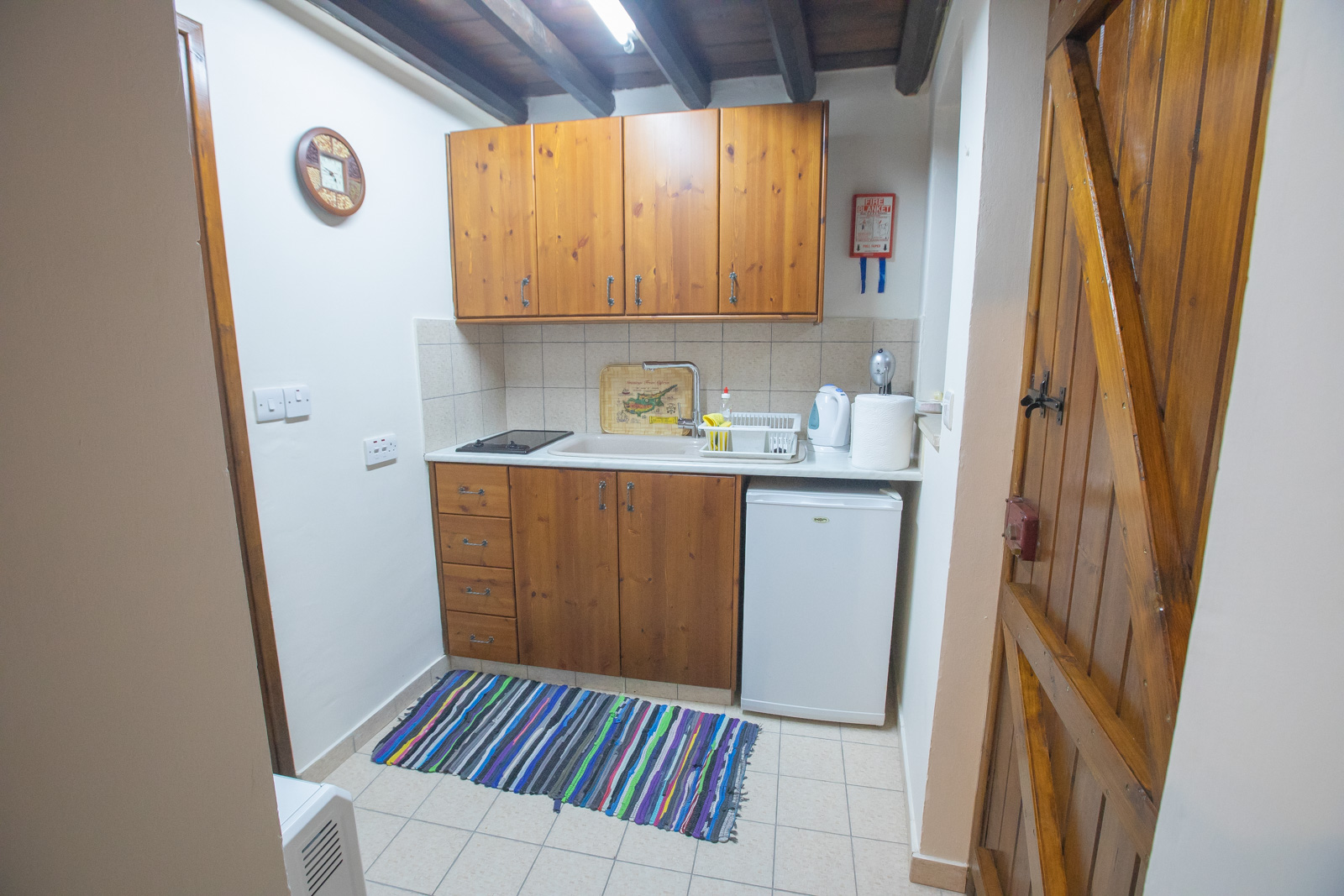 Studio with View thumbnail 7